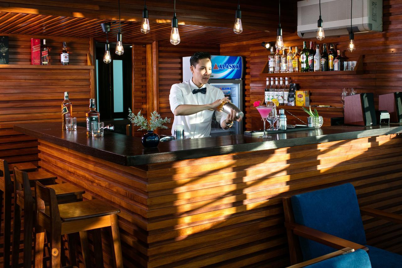 Bay & Restaurant 4* Ханой