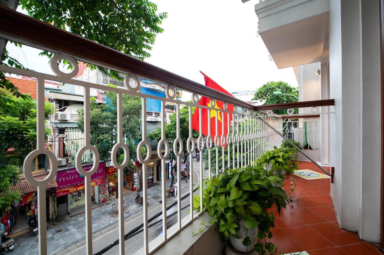 Bay & Restaurant Ханой